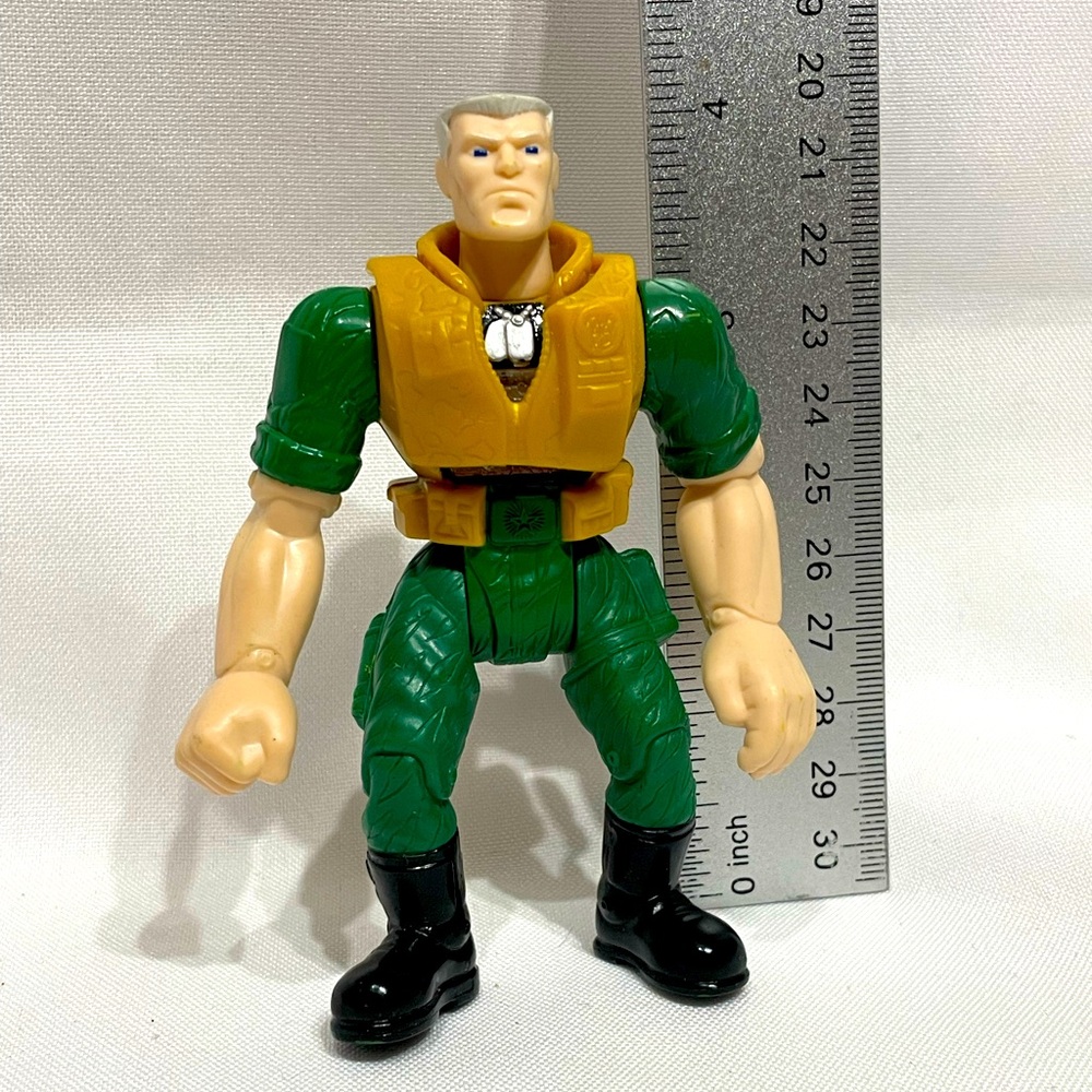 Vintage Burger King 1998 Small Soldiers CHIP HAZARD 4" Action Figure loose